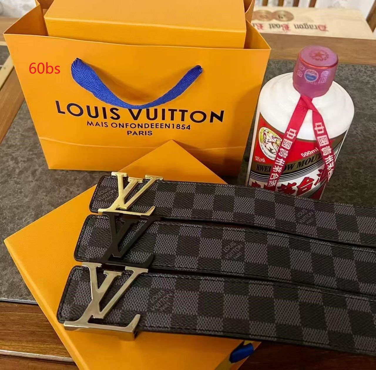 CINTURON PARA VARÓN LV NEGRO